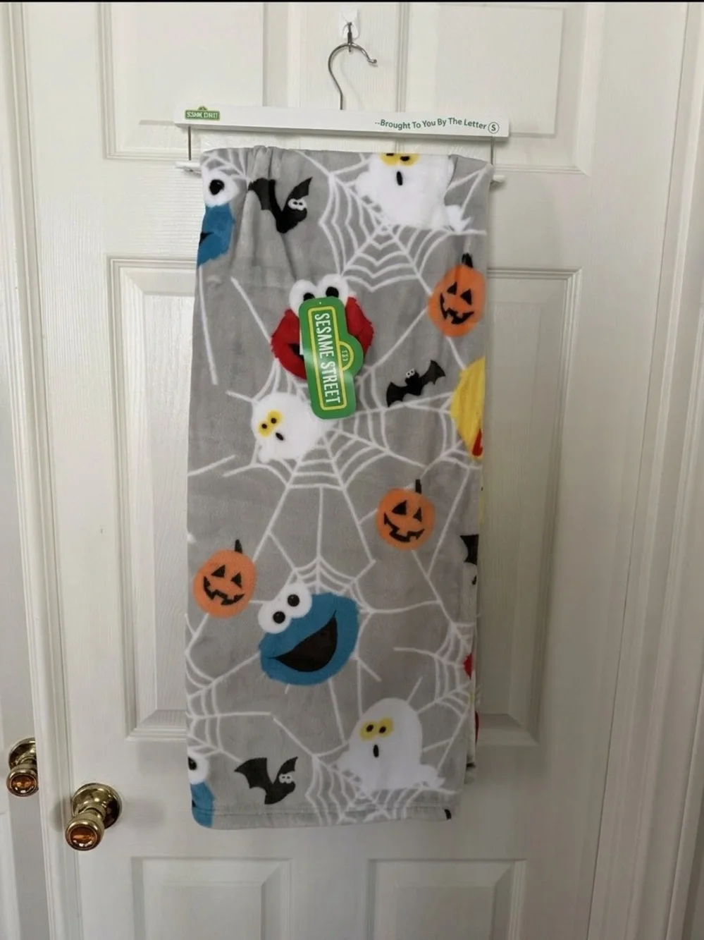 New Sesame Street Halloween blanket 50×60